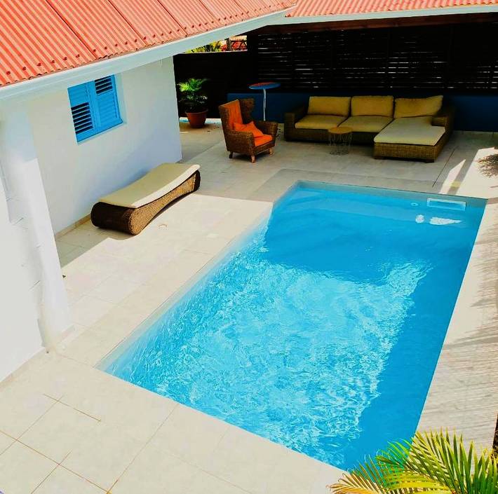 Location de vacances pour 8 personnes, avec piscine ainsi que vue et balcon à Le Carbet - 2