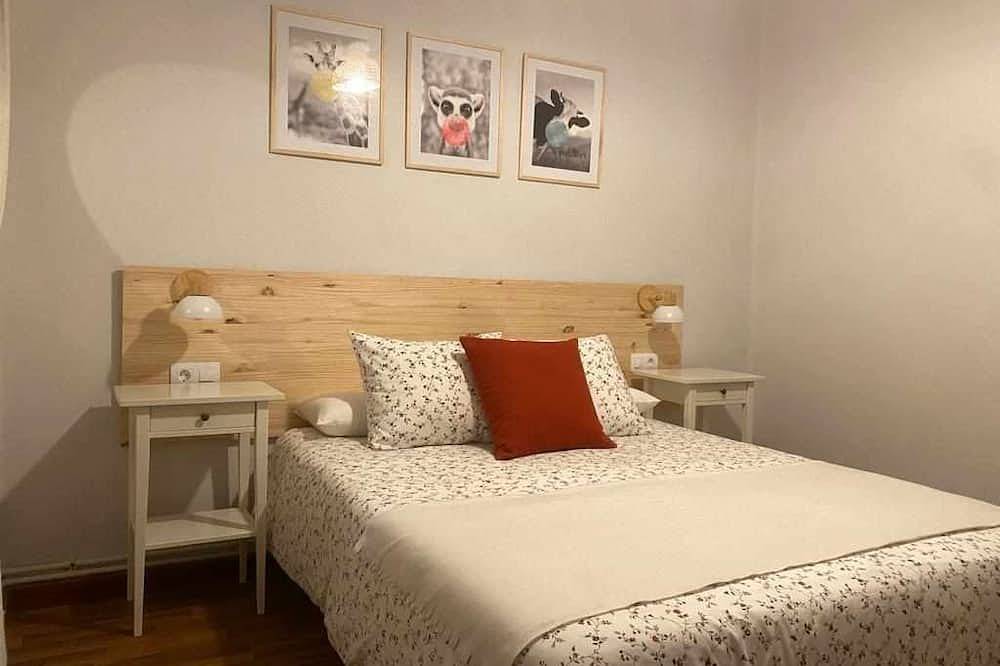 Appartamento intero, Apartamento en el Casco Antiguo de Pamplona - Ayla Las Murallas in Pamplona, Provincia di Navarra