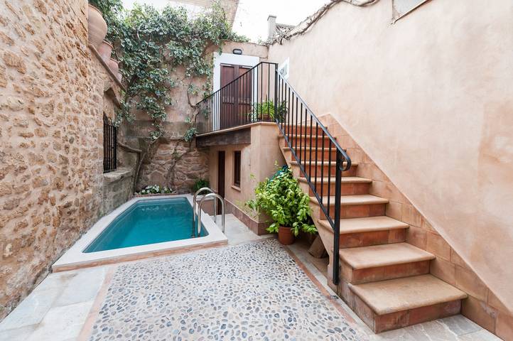 Casa rural para 6 personas, con balcón en Alcudia Casco Antiguo - 2