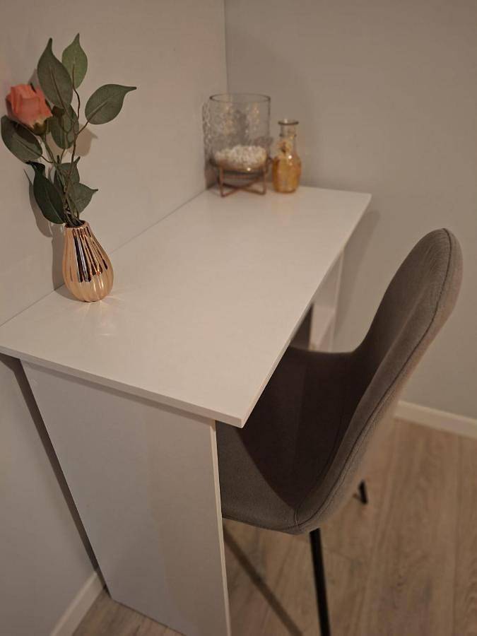 Gîte pour 8 personnes, avec vue et piscine ainsi que terrasse et jardin, animaux acceptés à Gan - 4