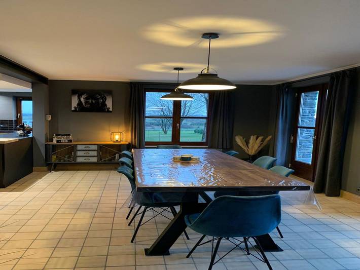 Location de vacances pour 9 personnes, avec terrasse et jardin à Bertrix - 2