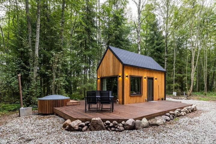 Vakantiehuis voor 3 personen, with uitzicht and zwembad as well as terras in Estland