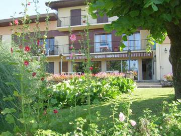 Hôtel pour 3 personnes, avec jardin, animaux acceptés à Évian-les-Bains
