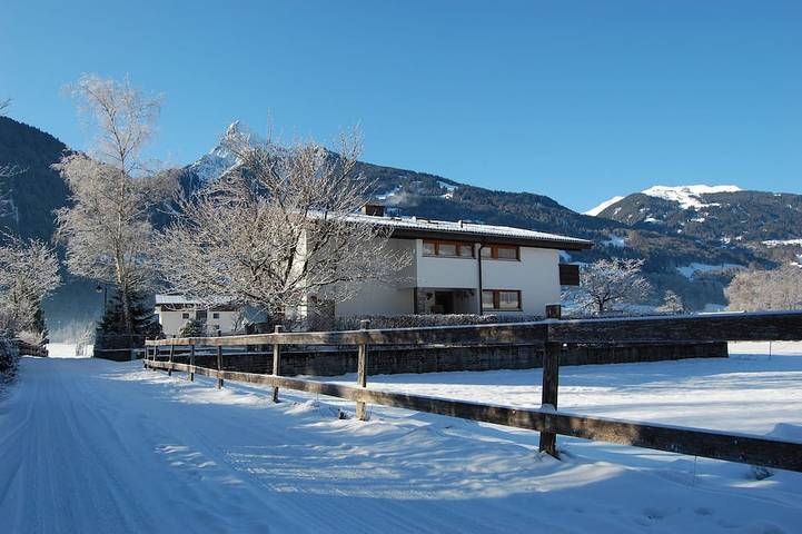 Ferienhaus für 11 Personen, mit Sauna und Balkon