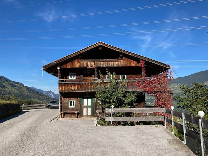 Ferienwohnung für 10 Personen, mit Balkon und Garten sowie Sauna