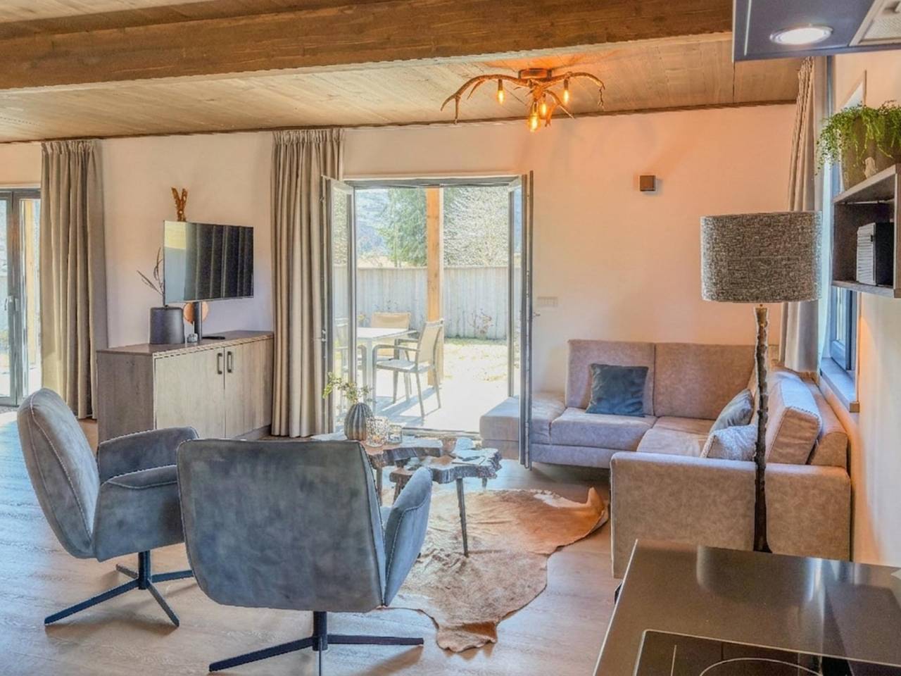 Premium Chalet an einem See mit alpinem Charme in Afritz am See, Villach-Land