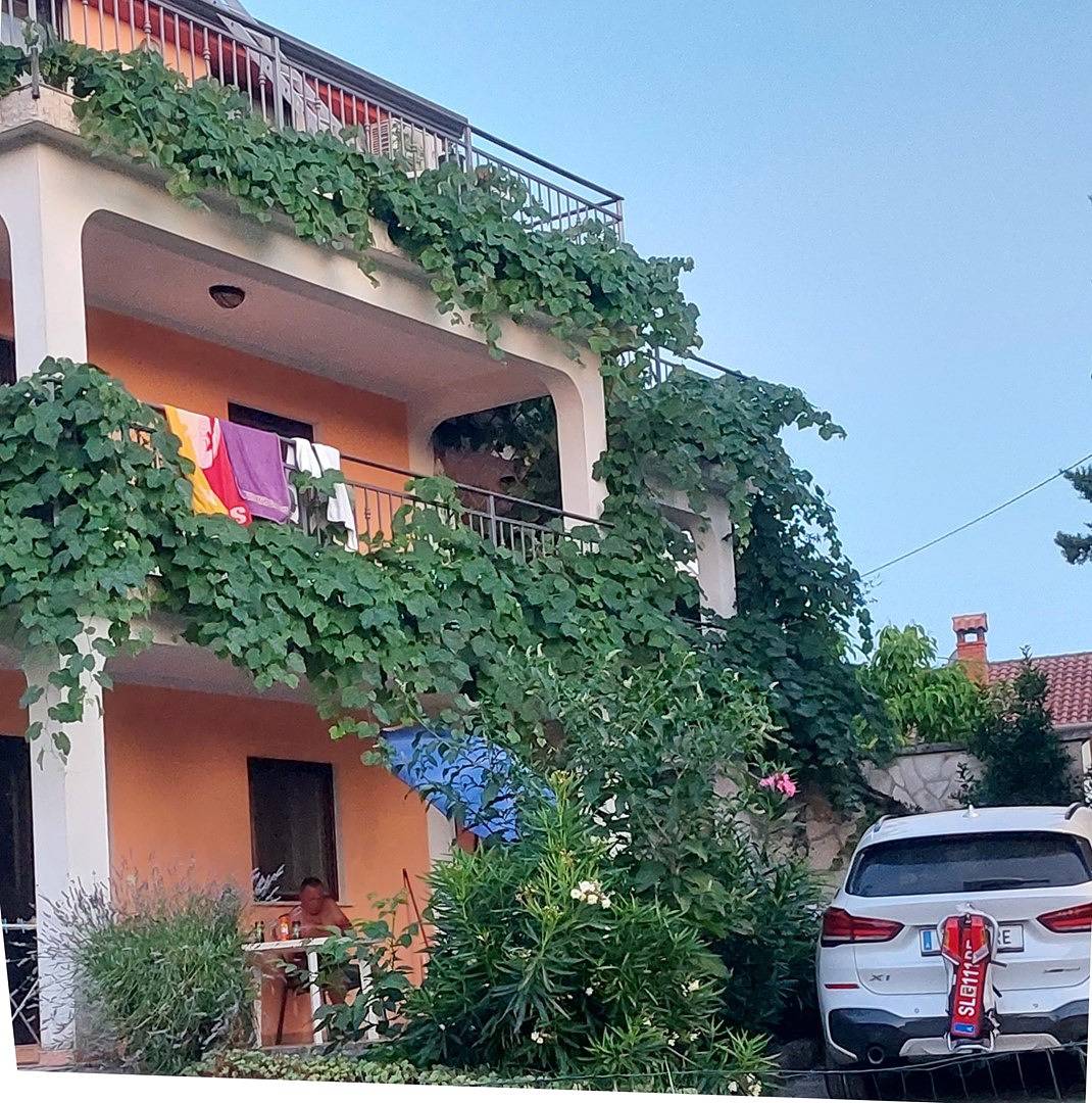 Ganze Wohnung, One bedroom apartment with large terrace and garden view in Funtana, Vrsar-Funtana