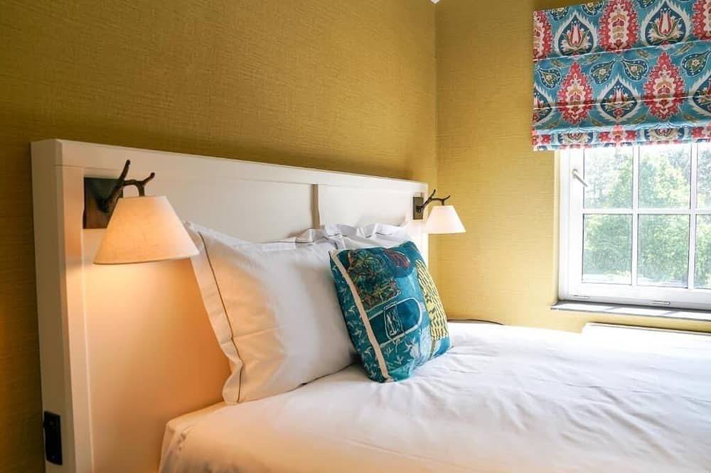 Historic Ambiance in Modern Cell Room in Nederlandse Noordzeekust