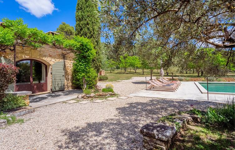 Location de vacances pour 6 personnes, avec terrasse et piscine à Lauris - 3