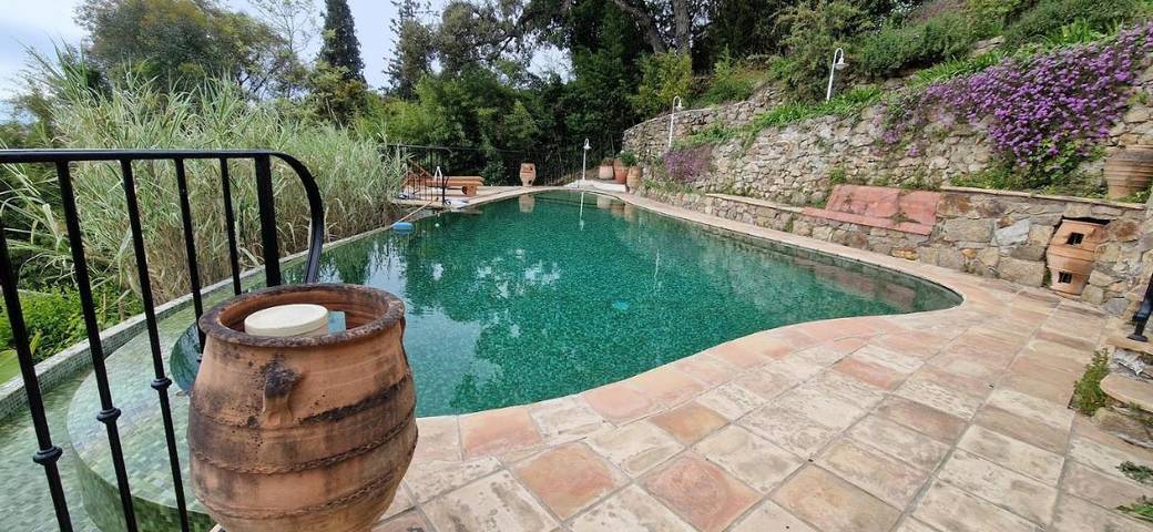 Villa pour 12 personnes, avec vue ainsi que jardin et piscine, animaux acceptés à Mandelieu-la-Napoule - 4