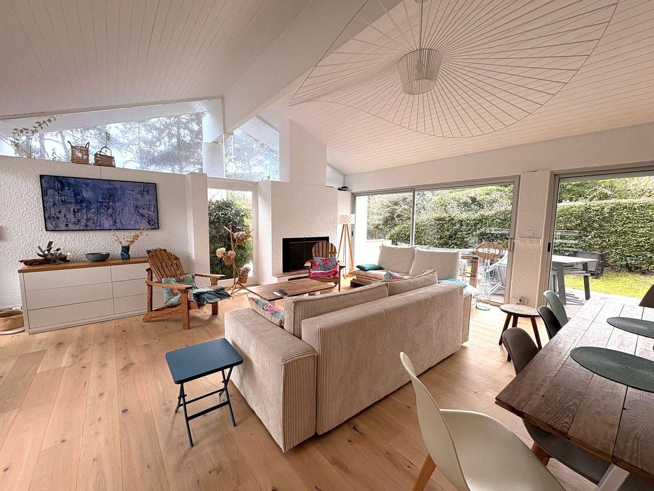 Magnífica villa luminosa reformada con piscina climatizada, terrazas y jardín in Le Canon, Lège-Cap-Ferret