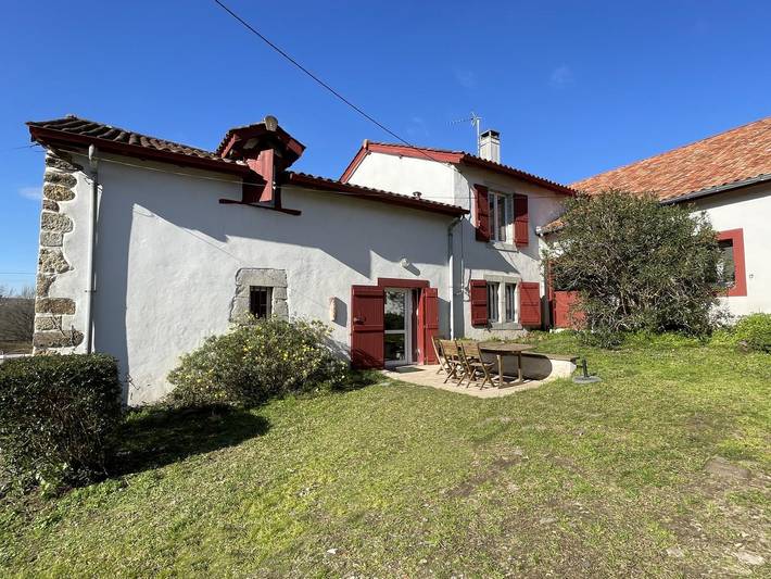 Gîte pour 4 personnes, avec Terrasse et Jardin