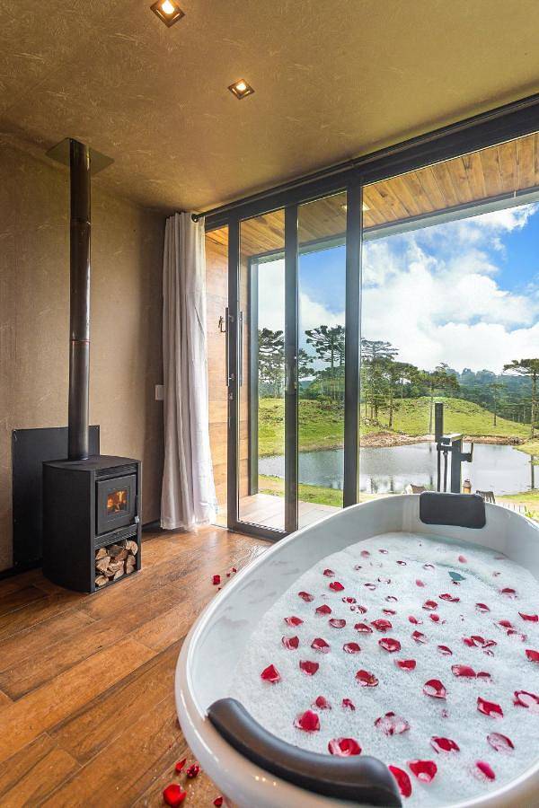 Casas e apartamentos de temporada para 2 pessoas, com jardim e vista e ainda vista para o lago em Cambará do Sul