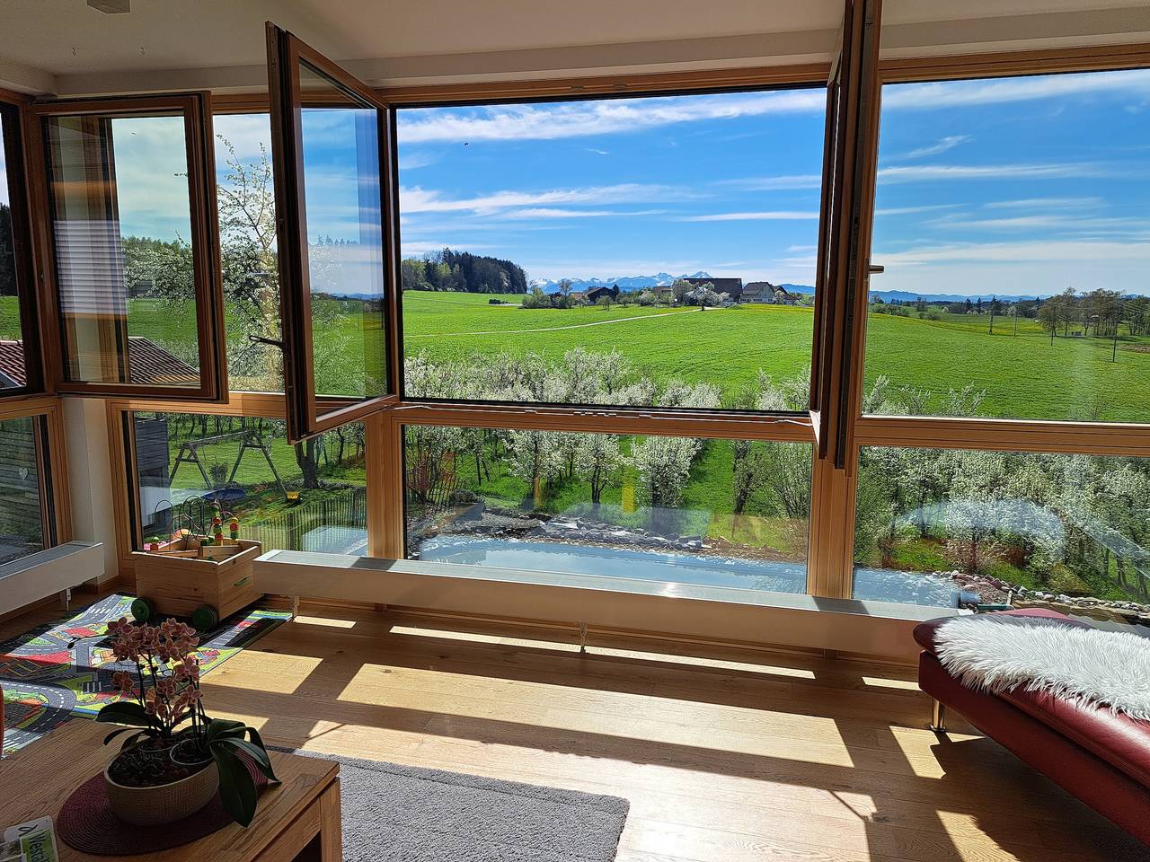 Ganze Wohnung, Ferienwohnung 'Auf Dem Haldershof Og' mit Bergblick, privater Terrasse und Wi-Fi in Wangen im Allgäu, Region Bodensee-Oberschwaben