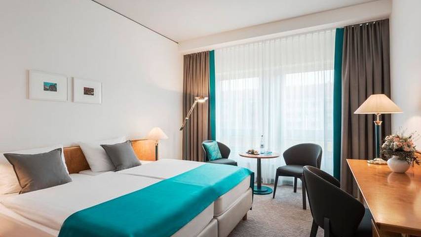 Ferienwohnung für 2 Personen, mit Pool und Terrasse sowie Sauna und Whirlpool in Internationales Dixieland Festival Dresden - 3