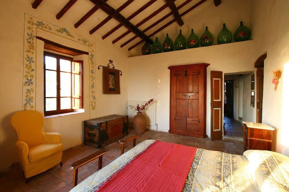 Cottage with Lake Views in Magione, Lake Trasimeno