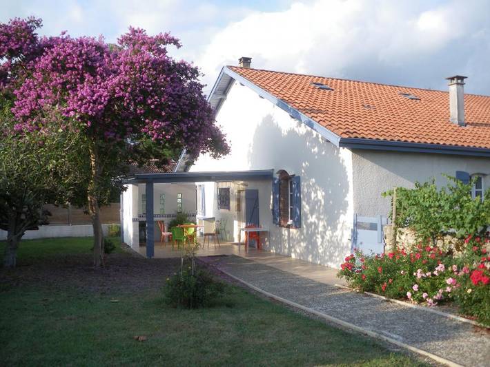 Gîte pour 5 personnes, avec Terrasse ainsi que Jardin et Vue