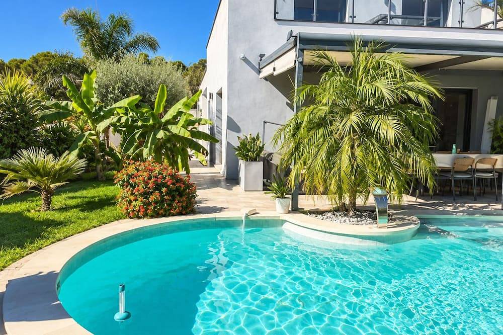 Villa avec piscine & jacuzzi – 3 suites – La Ciotat in La Ciotat, Région de Marseille