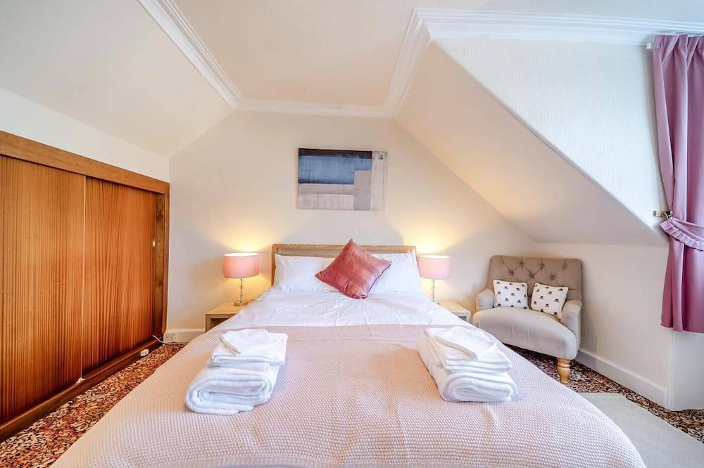 2 Bed in Dalrymple (oc-b40270) in Firth Of Clyde