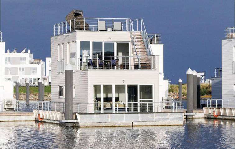Boot für 4 Personen, mit Sauna