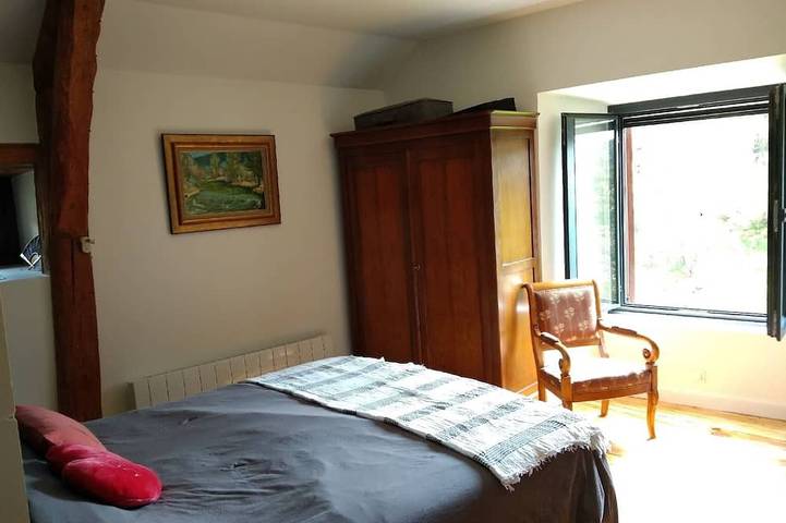 Location de vacances pour 8 personnes, avec terrasse et jardin à Aumont-Aubrac - 3