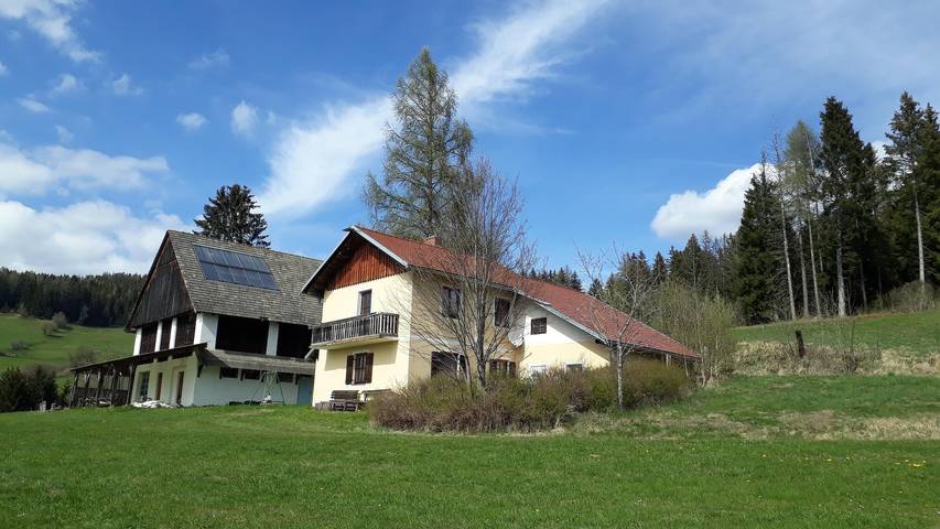 Ferienhaus für 6 Personen, mit Balkon und Terrasse sowie Garten