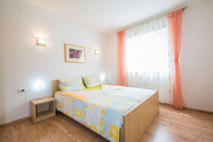 Fully fenced private pool villa in Ripenda, Eastcoast Istria