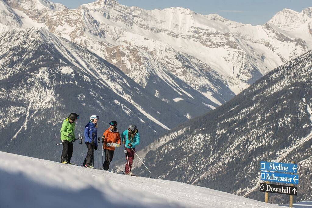 Ganze Wohnung, The Altitude Landing | Pool | Hot Tub | Gym | Pets in Kootenay-Nationalpark