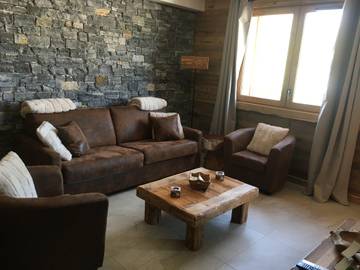 Gîte pour 6 personnes, avec terrasse dans Le Praz de Lys
