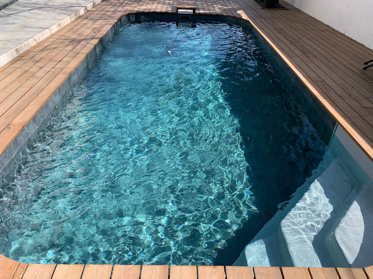 Contemporary Villa with Private Pool, Wi-Fi, and Air Conditioning in Baillargues, Mediterranean Coast (France)