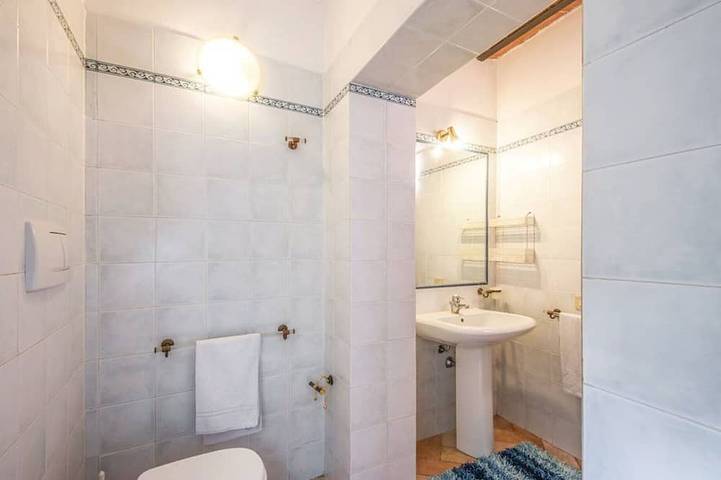 Herrliche Wohnung in einem Ferienhaus für 2 Leute mit Pool, Klimaanlage und TV, bei Siena in Poggibonsi, Siena Provinz