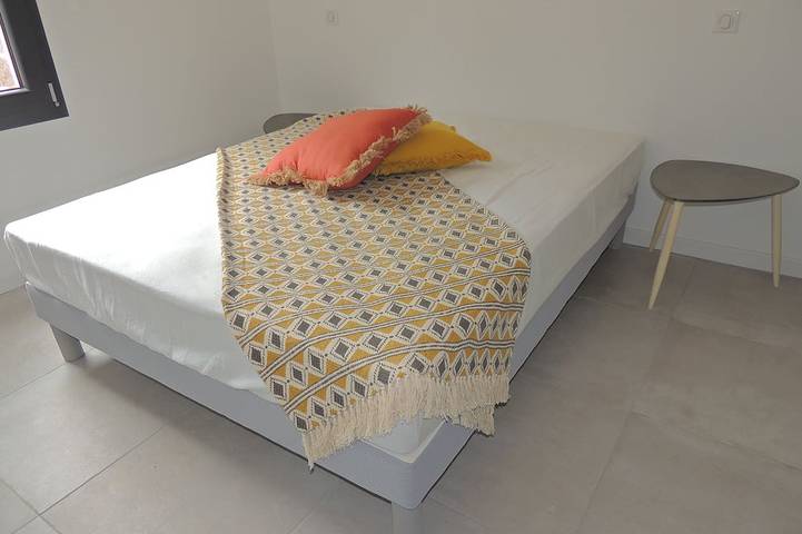 Location de vacances pour 8 personnes, avec jardin et terrasse à Santa-Lucia-di-Moriani - 4