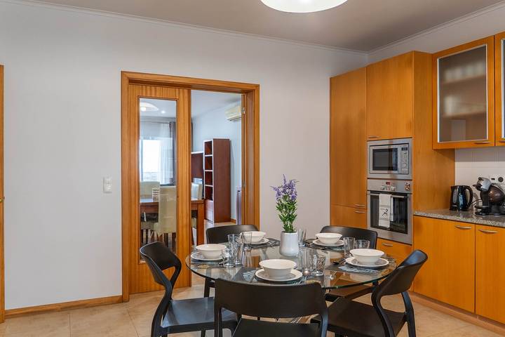 Gîte pour 5 personnes, avec balcon à Ponta Delgada - 3