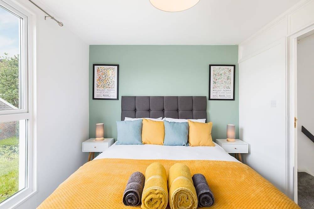 Central & Comfortable 2Bedroom Property, Warwick|Pass the Keys in Warwick, Warwickshire