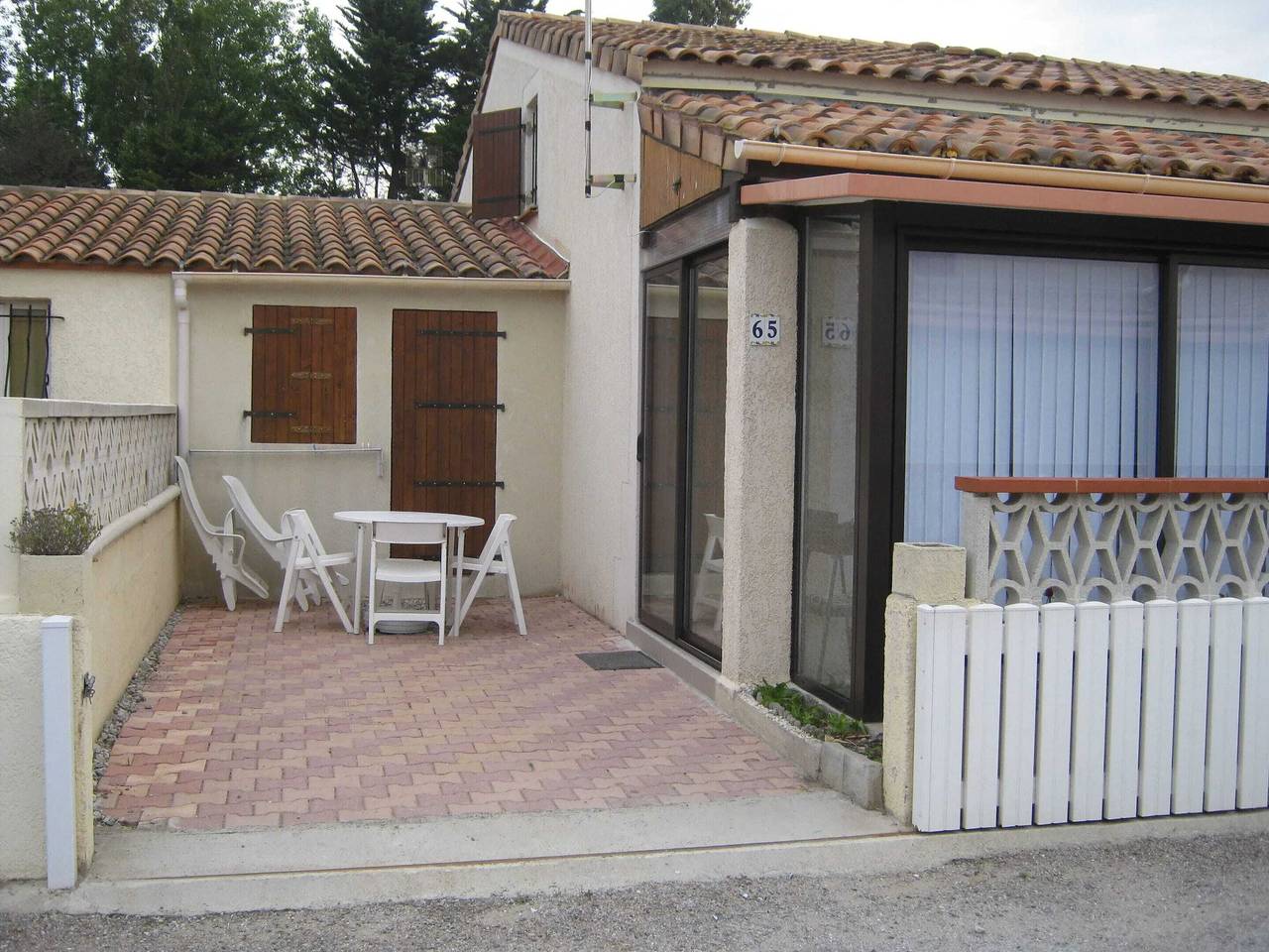 Cozy house with terrace in Sainte-Marie-la-Mer in Sainte-Marie Plage, Sainte-Marie-la-Mer