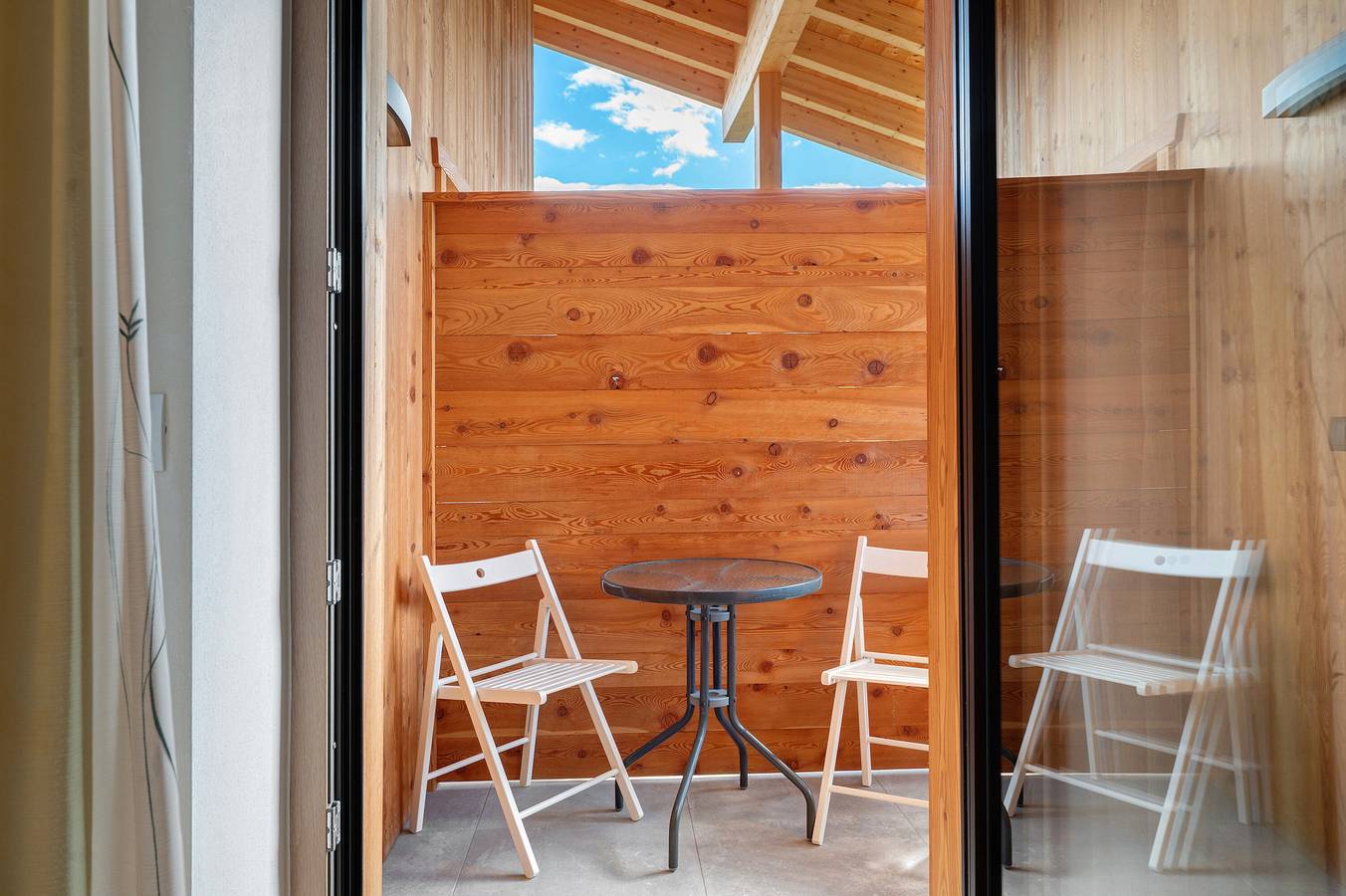 Room 'Oberhemberger Hof Dreier' with Mountain View, Shared Terrace and Wi-Fi in Feldthurns, Dolomiti Superski