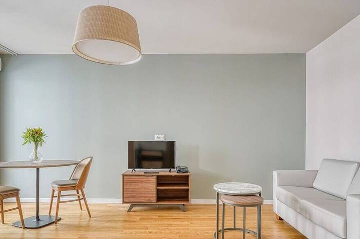 Appartement de vacances pour 2 personnes, avec balcon à Issy-les-Moulineaux