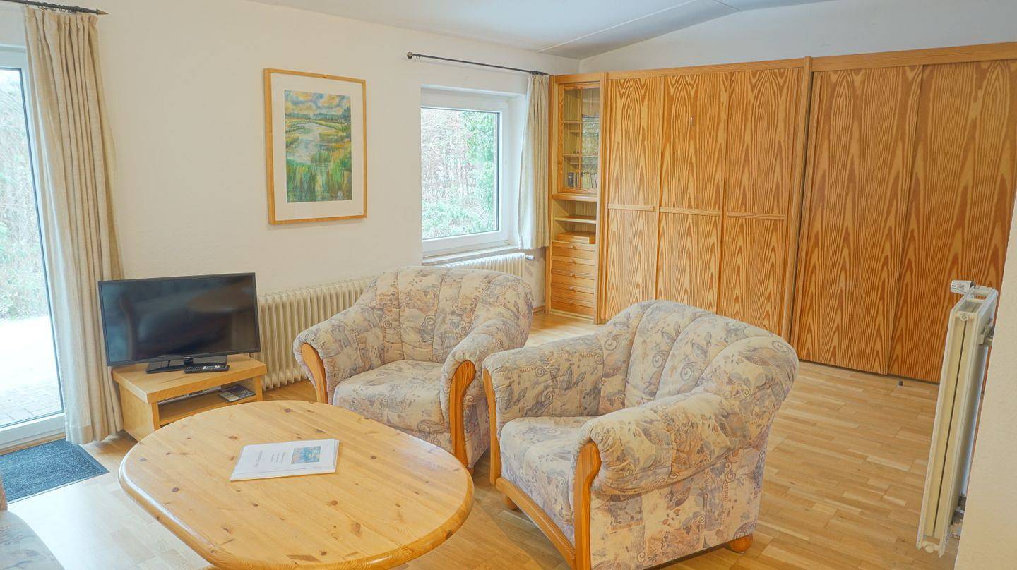 Ganze Wohnung, Künstlergarten Wohnung 2: Komfortable Ferienunterkunft mit Terrasse und Garten in Garding für 4 in Garding, Eiderstedt