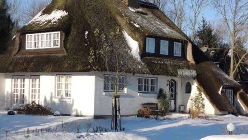 Ferienwohnung für 5 Personen, mit Terrasse und Garten, kinderfreundlich in Nieblum