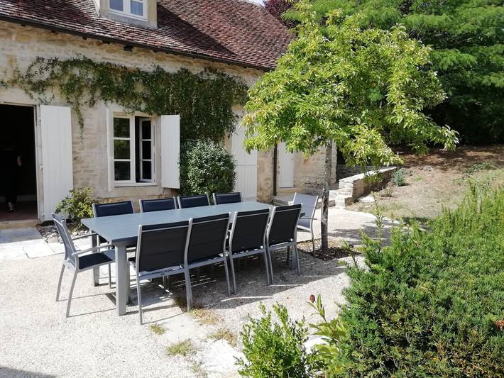 Gîte pour 14 personnes, avec jardin dans Saint-Amand-Montrond - 4
