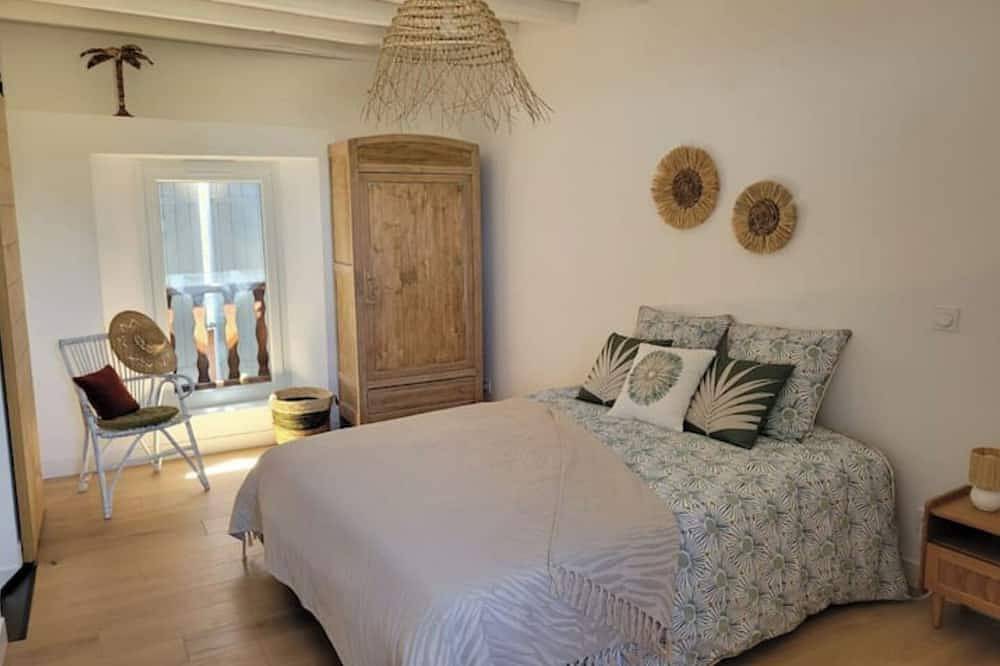 Le Clos de l'Amandier - Village house 10 minutes from the Avignon Festival in Rochefort-du-Gard, Nimes region