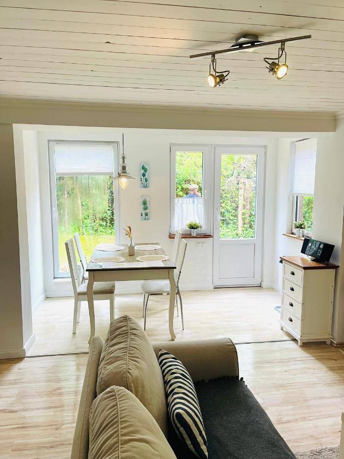 Bungalow für 2 Personen, mit Terrasse und Garten in Putbus