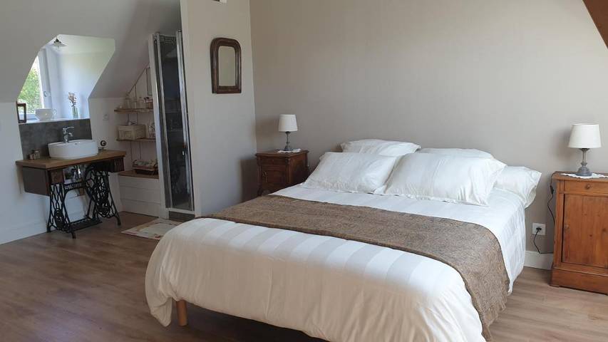 Chambre d’hôte pour 2 personnes, avec vue et jardin