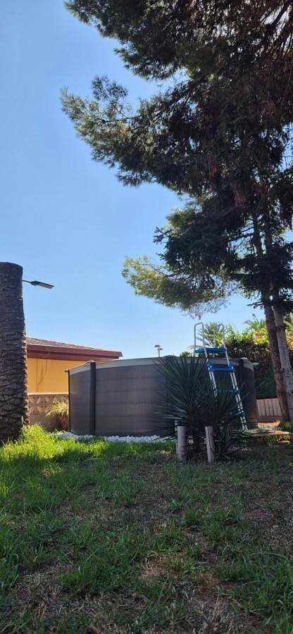 Location de vacances pour 5 personnes, avec jardin ainsi que vue et piscine à Chiva - 4