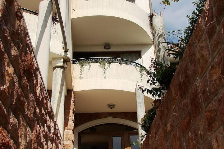 Zimmer Balkon Meerseite n1 in Sveti Stefan, Opština Budva