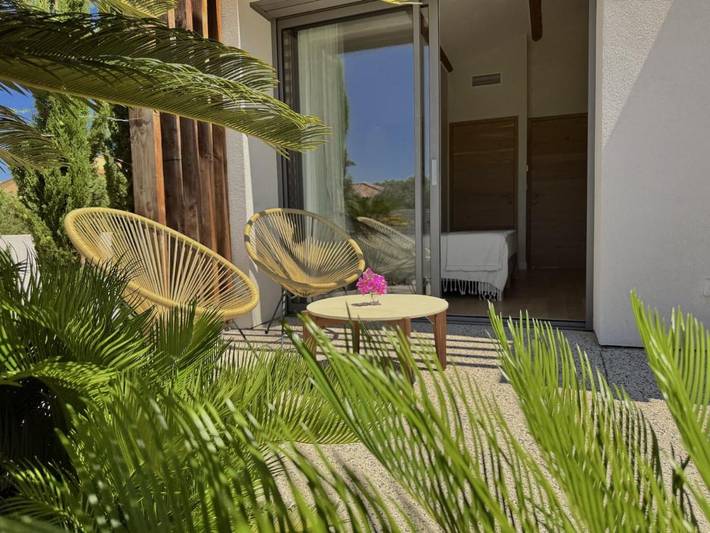 Chambre d’hôte pour 2 personnes, avec jacuzzi et jardin ainsi que terrasse et piscine à Balaruc-les-Bains - 4