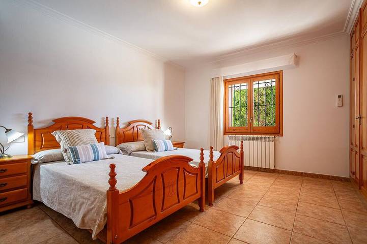 Grande Maison Confortable Avec Piscine, Barbecue, Billard, Ping-Pong; Seulement 2Km De La Ville D'Ibiza Et De La Plage in Sant Jordi de ses Salines, Sant Josep de sa Talaia
