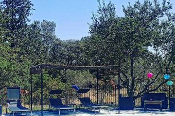 Agriturismo pour 6 personnes, avec jardin et piscine à Solérieux