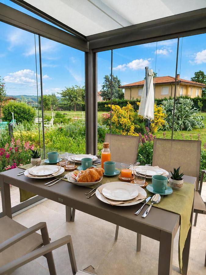 Chambre d’hôte pour 4 personnes, avec Terrasse ainsi que Jardin et Vue à Piozzo