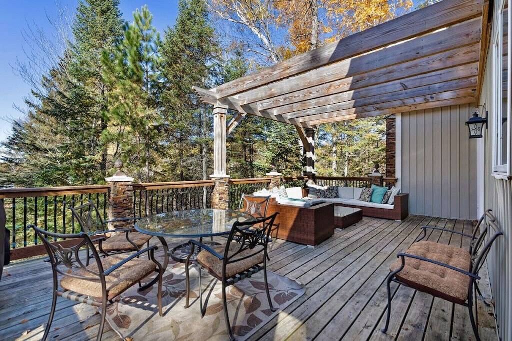 Wunderschöne, renovierte Lakefront Lodge an der Whitefish Chain of Lakes in Crosslake, Crow Wing County